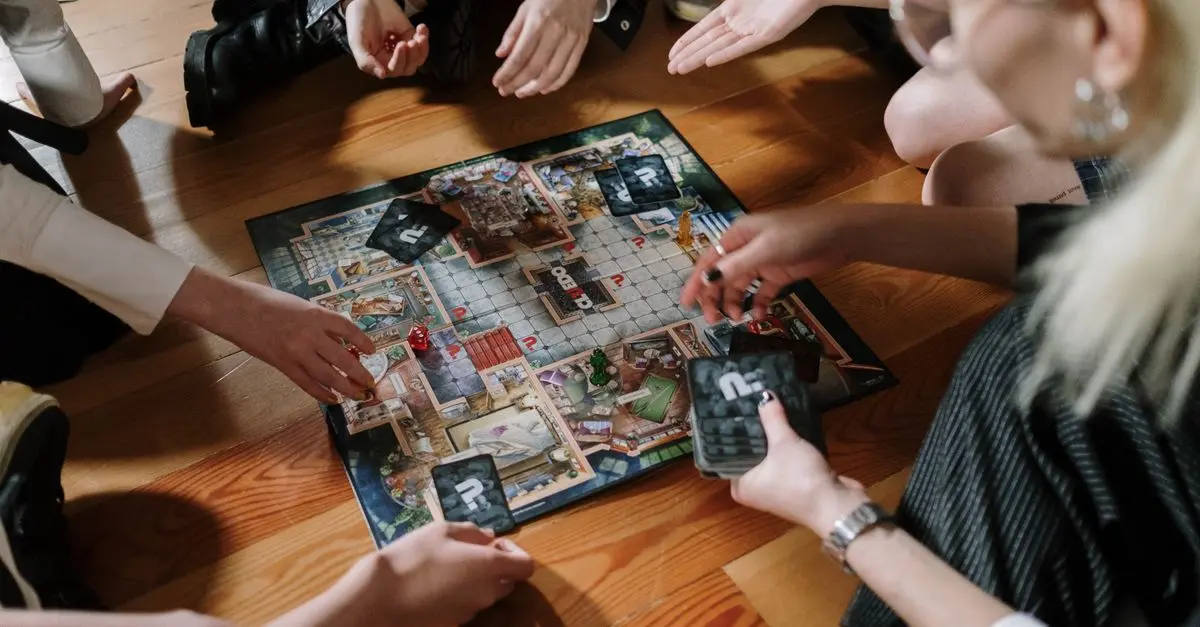 Come organizzare un torneo di giochi da tavolo con amici